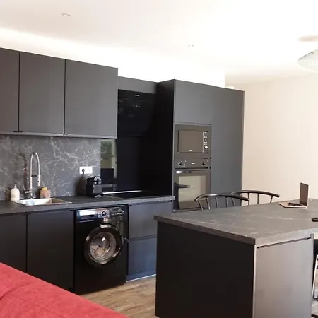 Village Vacances Cap Esterel-Grand Appartement Vue Mer شقة *